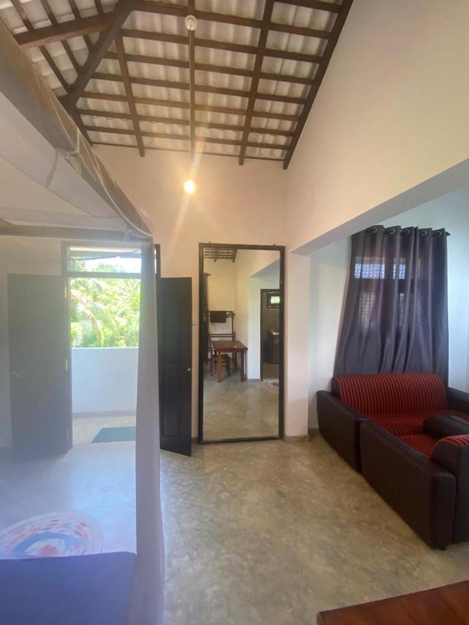 Sunny Mound Unawatuna Close By Sri Yoga Shala Exterior foto